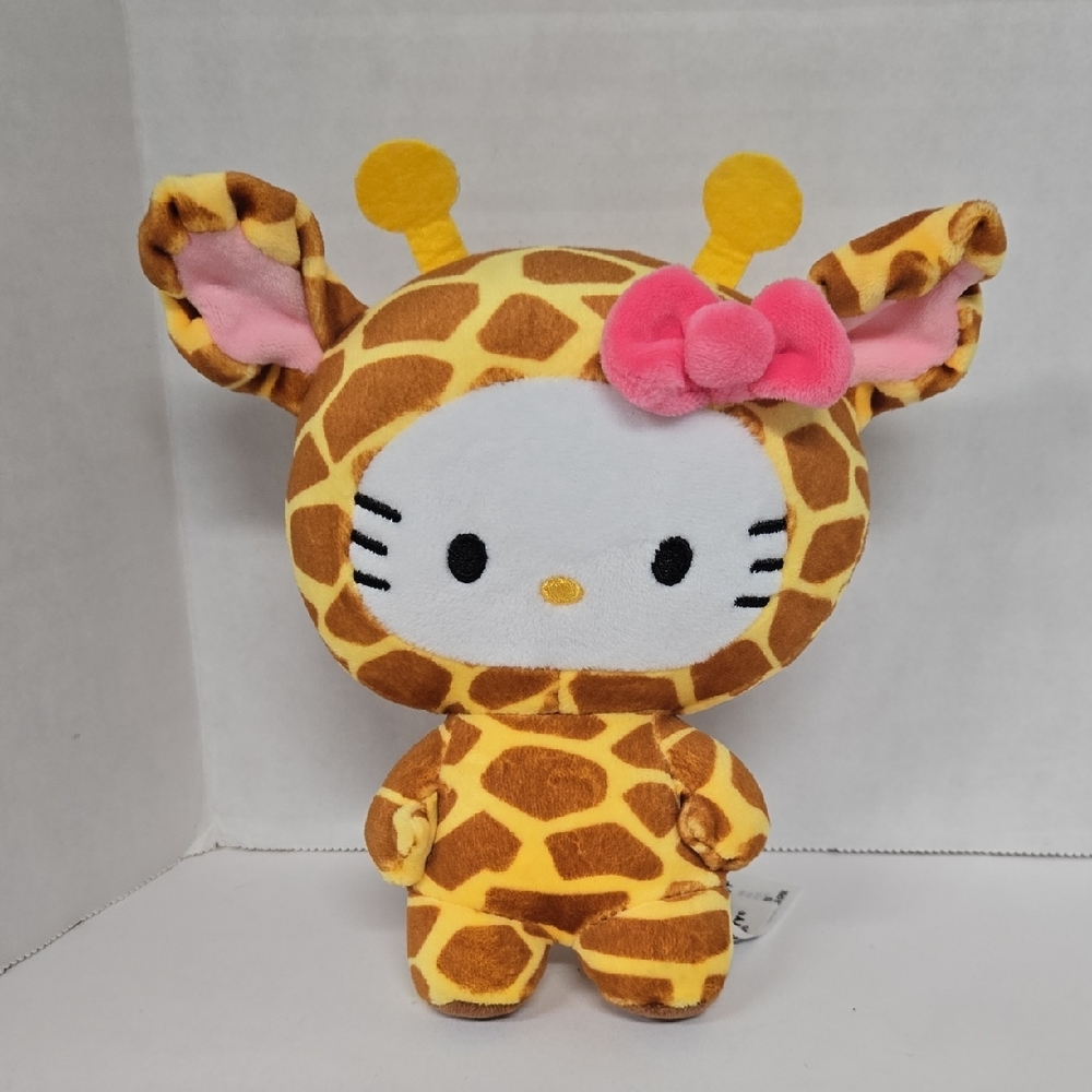 Sanrio 2024 x Fiesta Hello Kitty Giraffe Plush w/Pink Bow 7" EUC